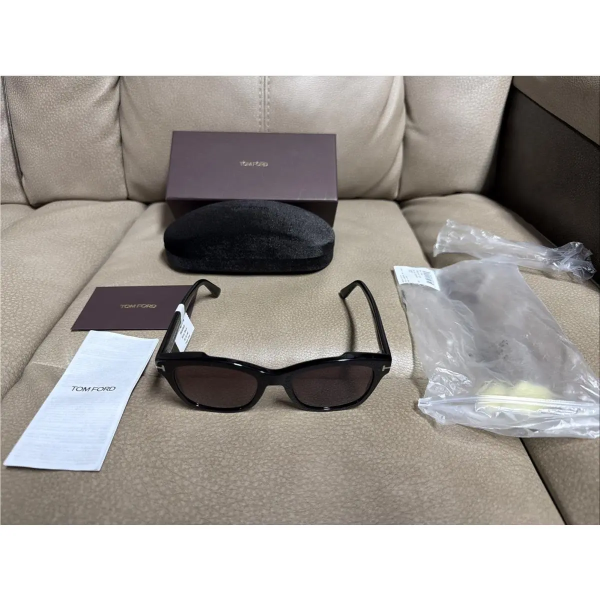 Tom Ford Lauren Shiny Black Sunglasses FT0614/S 01H Made In Italy - Frame: Black