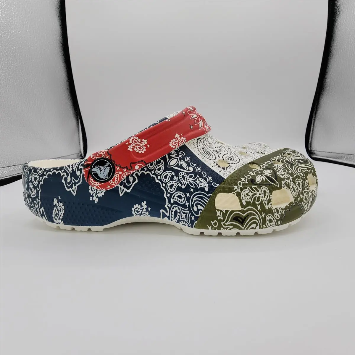 Crocs shoes - Crocs Classic Clog - Classic Clog - 206871 - Multicolor (UPC: 196265135301) 1