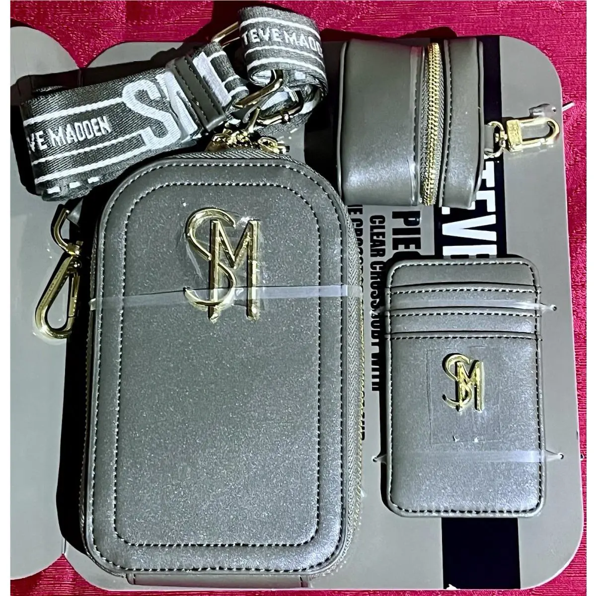 Steve Madden 4 Piece Gift Set Phone Crossbody Mini Bmaggie Wallet Strap Case