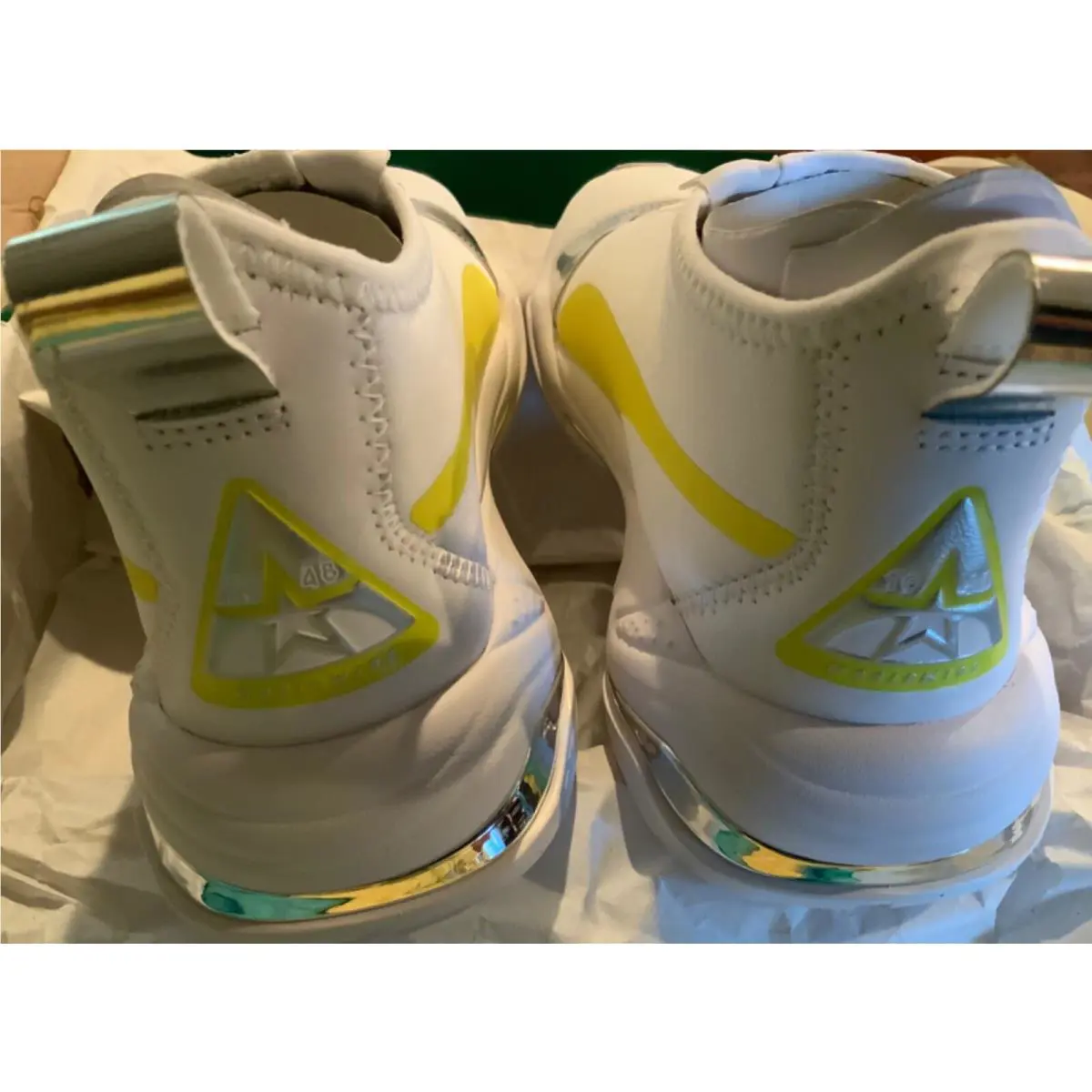 Puma shoes - Puma Thunder - Thunder - White (UPC: 192340052211) 3