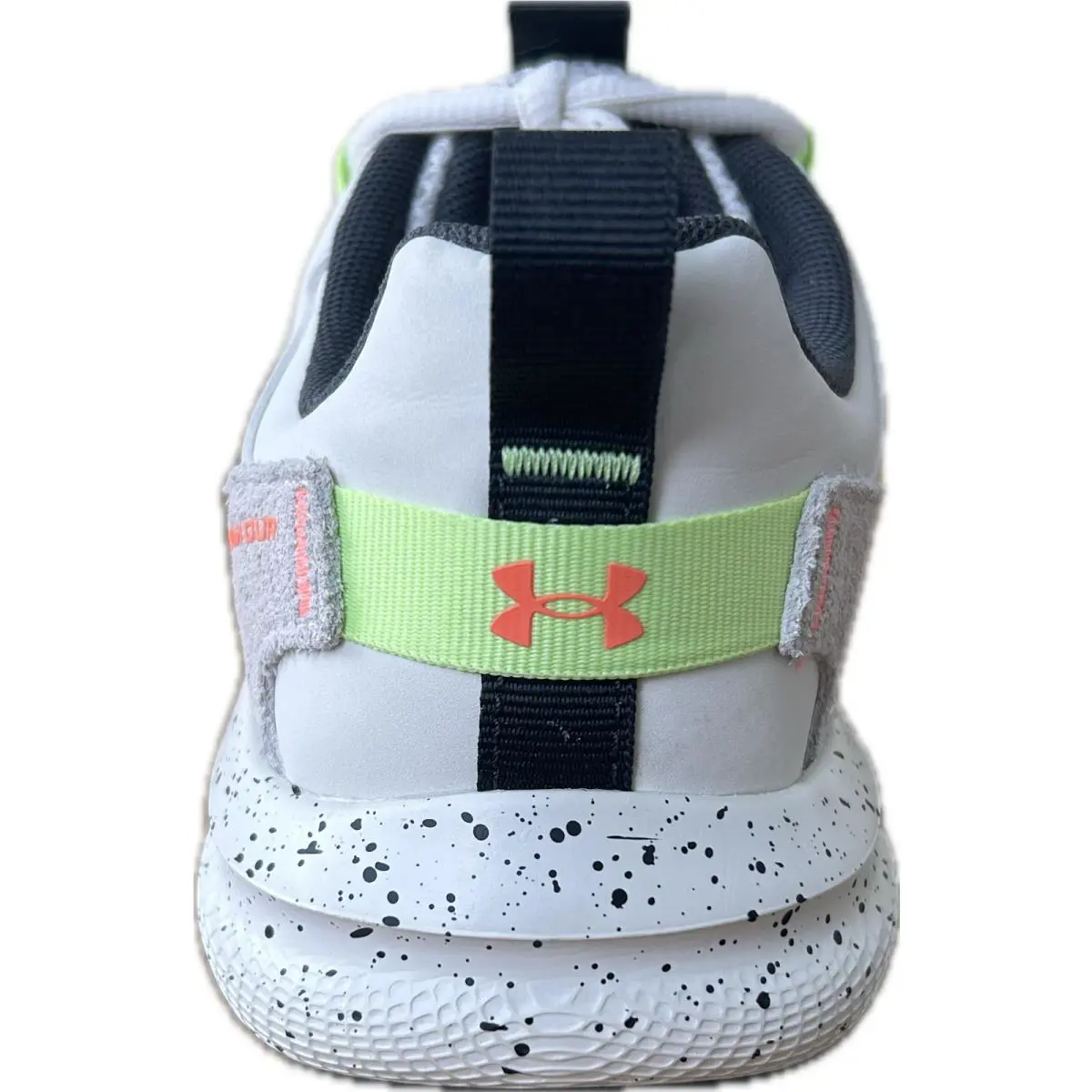 Under Armour shoes - Under Armour Charged Assert - Charged Assert - 3025751-101 - BRN 7