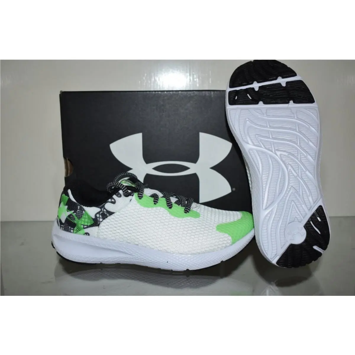 Under Armour shoes - UA Charged Pursuit 2 Big Logo Colorshift Running S - 3024746 100 - White 3