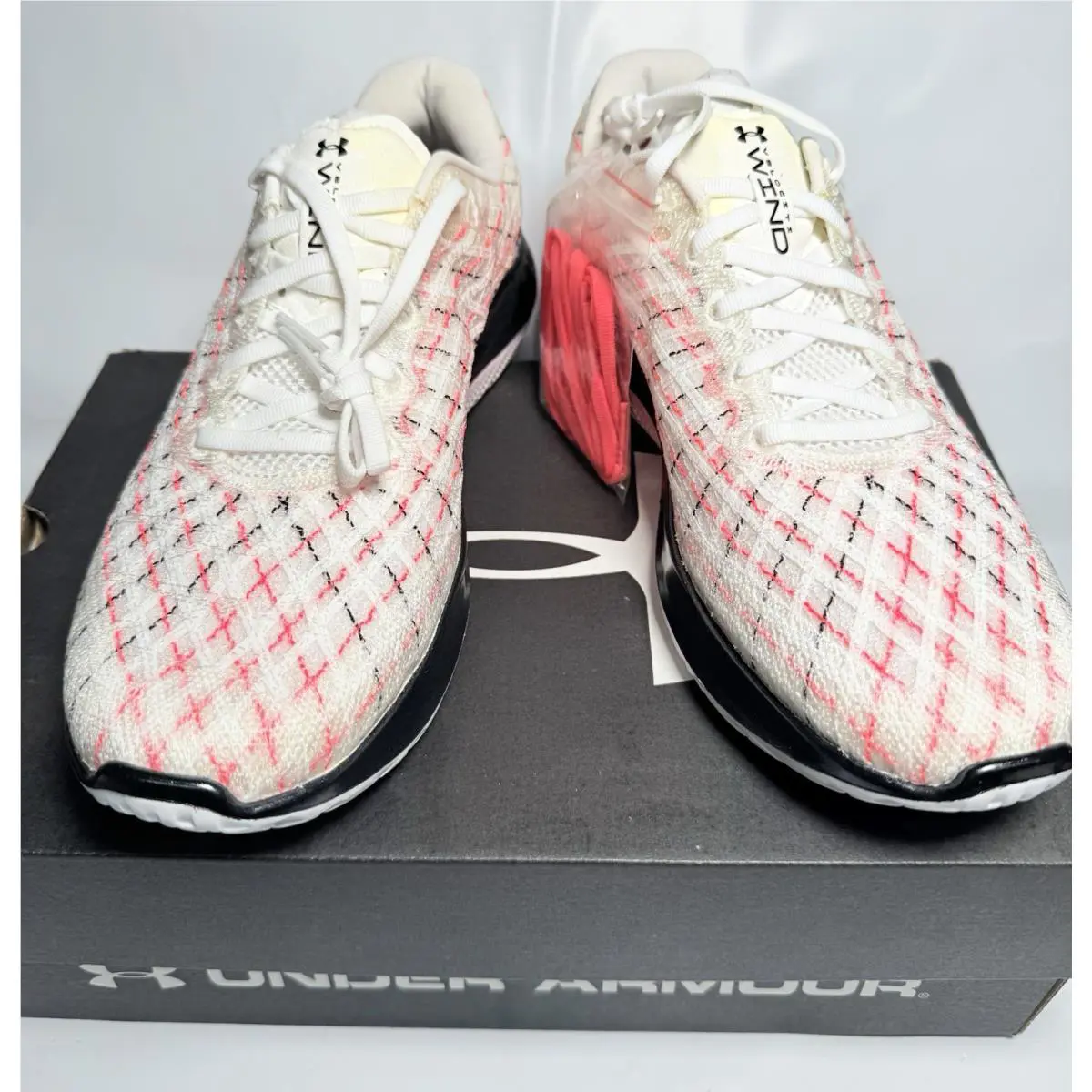 Under Armour shoes - Flow Velociti Wind - Flow Velociti Wind - 3023545-102 - White 1
