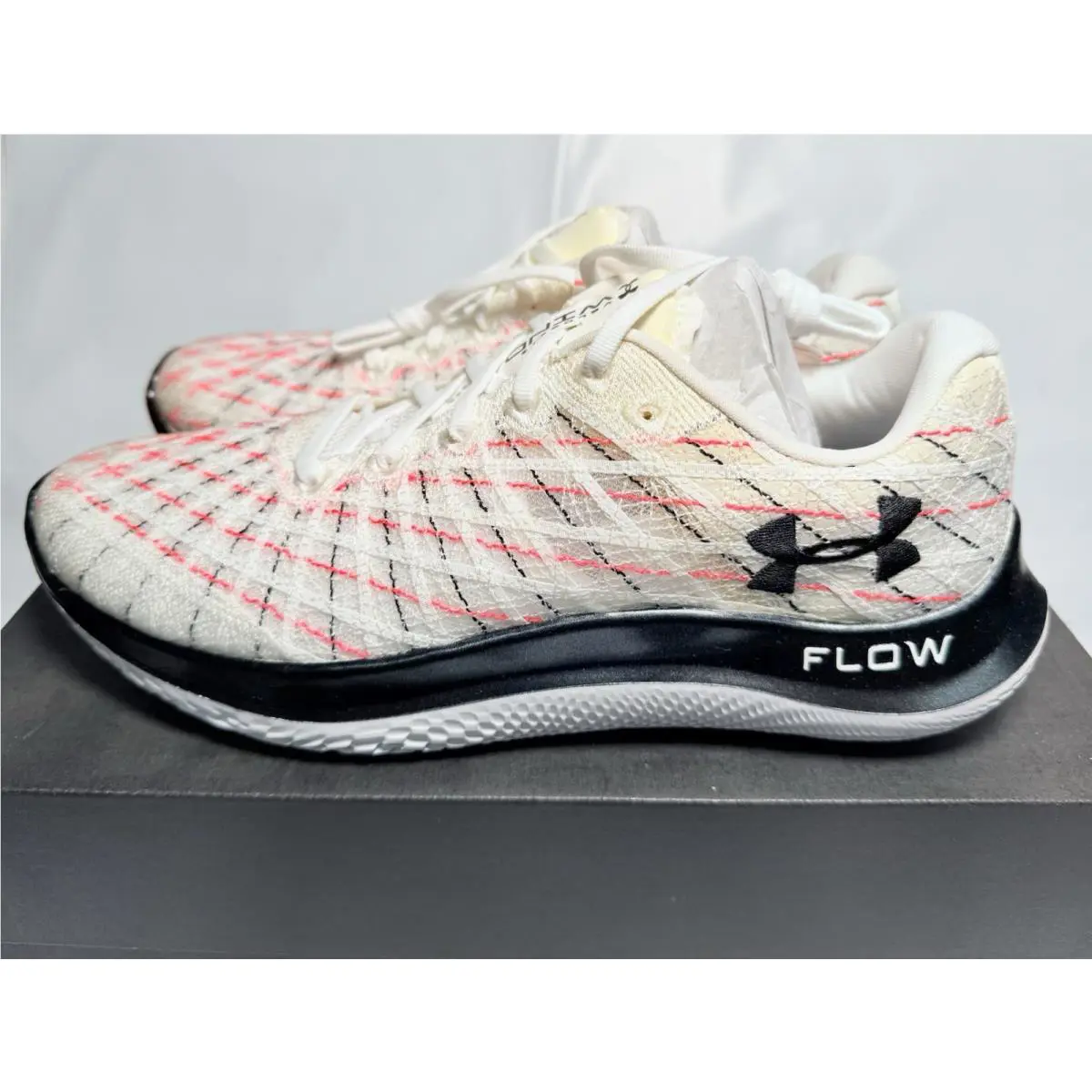 Under Armour shoes - Flow Velociti Wind - Flow Velociti Wind - 3023545-102 - White 0