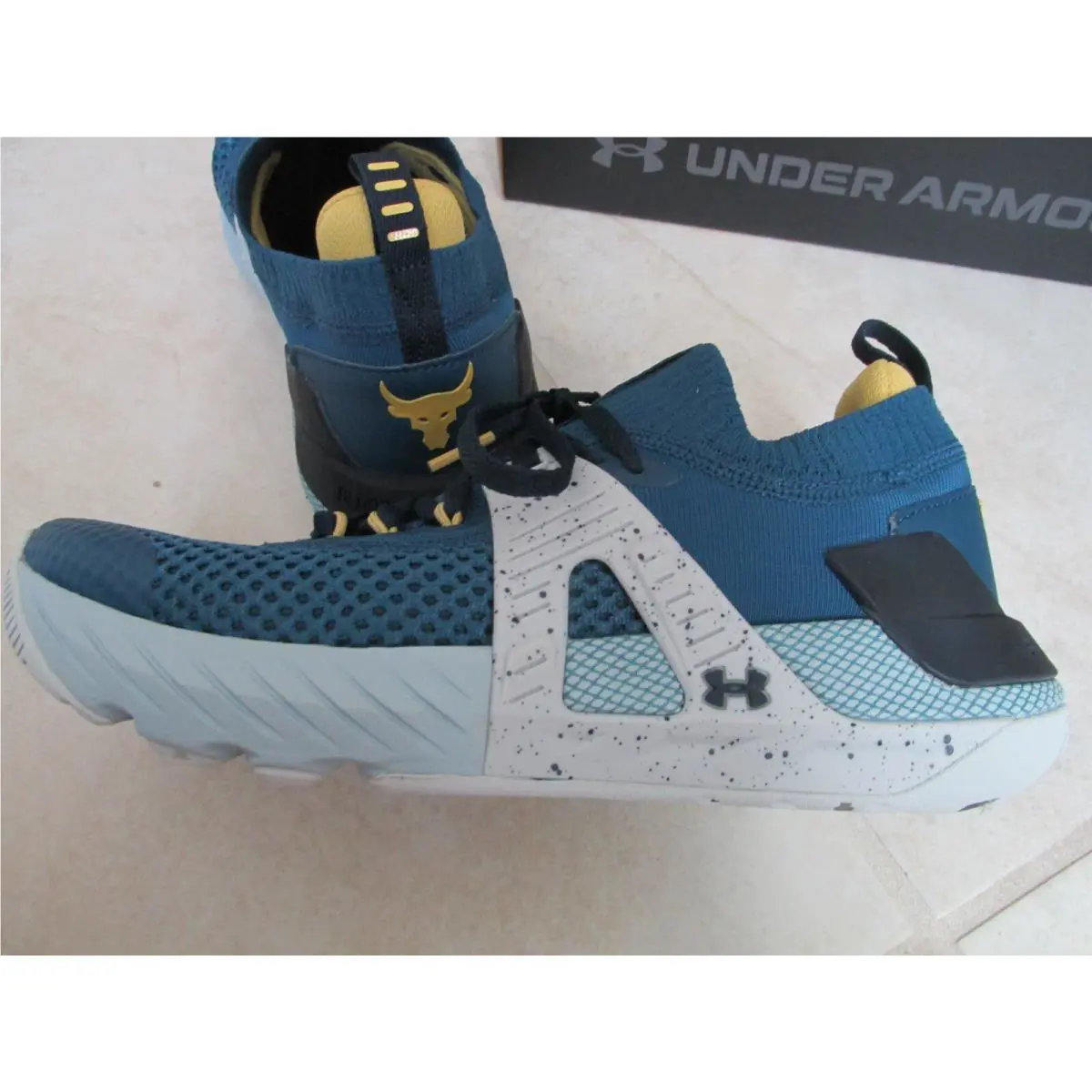 Under Armour shoes - Blue (UPC: 195252938833) 0
