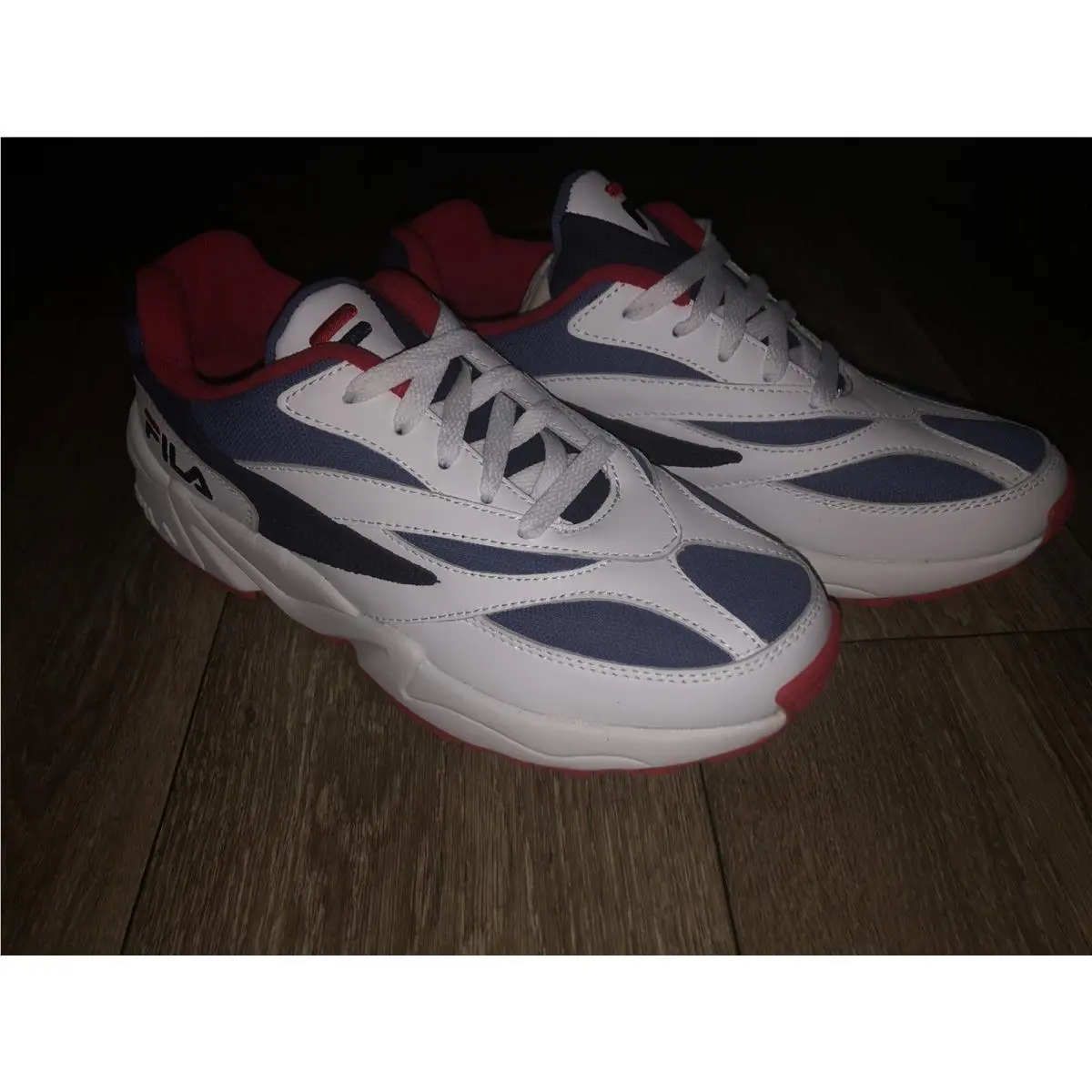 Fila V94M Red White Blue Women`s Athletic Shoes Size 8