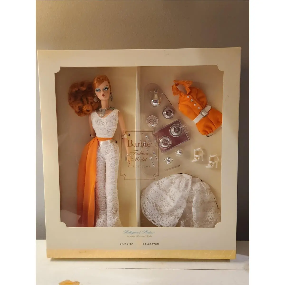 Hollywood Hostess Silkstone Barbie Doll 2007 -gold Label