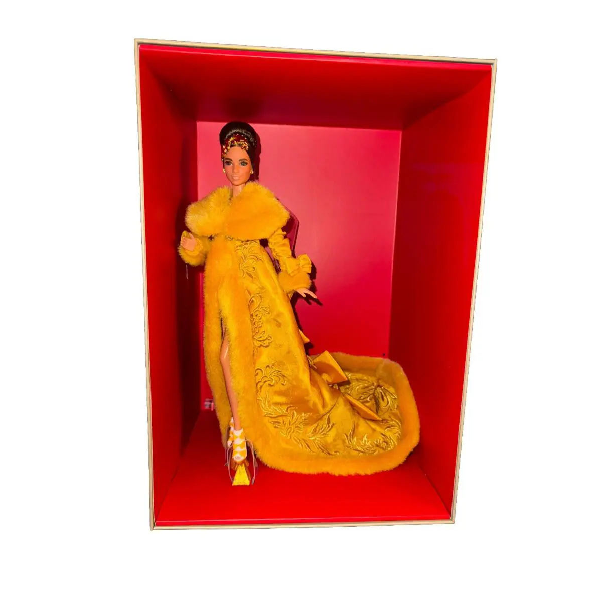 Mattel Barbie Signature Guo Pei Doll Wearing Golden-yellow Nrfb 2022 HBX99 Coa