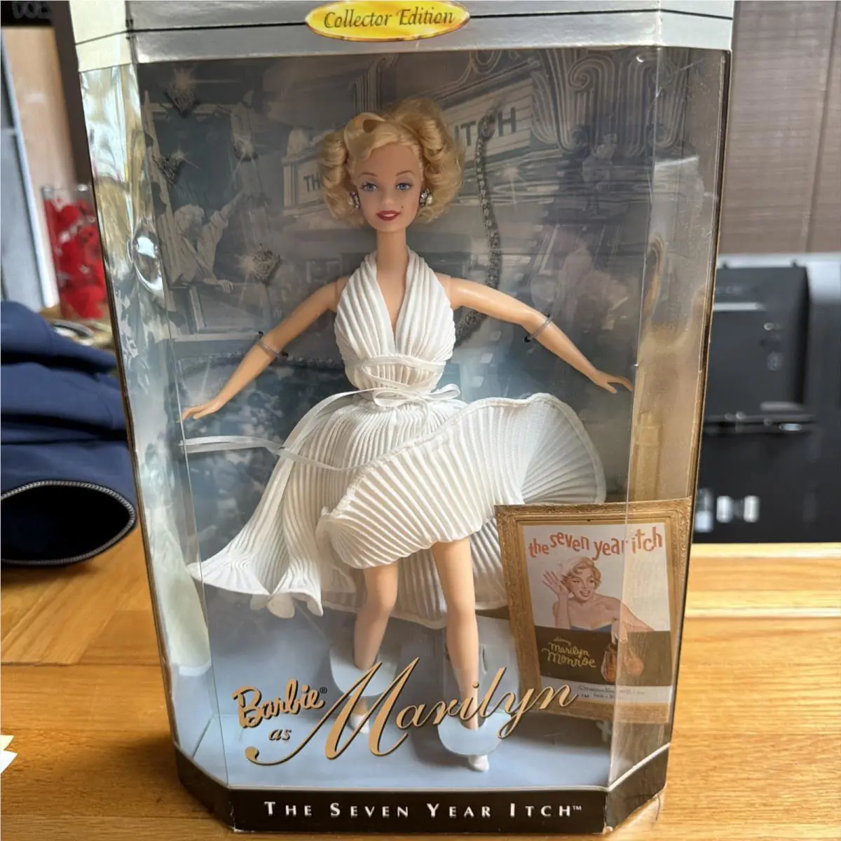 Nrfb Barbie as Marilyn Monroe in The Seven Year Itch Doll 1997 Mattel Collector