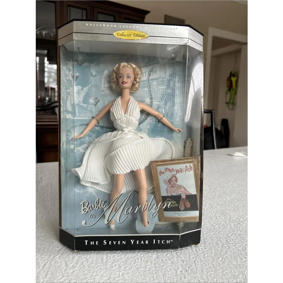 Barbie As Marilyn Monroe - The Seven Year Itch - Hollywood Legends Collection