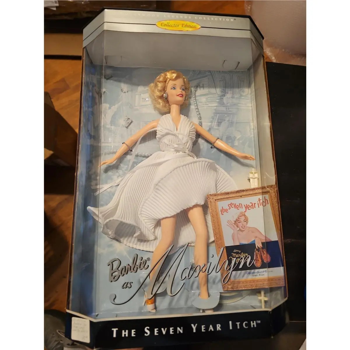 1997 Barbie as Marilyn The Seven Year Itch Hollywood Legends Collection