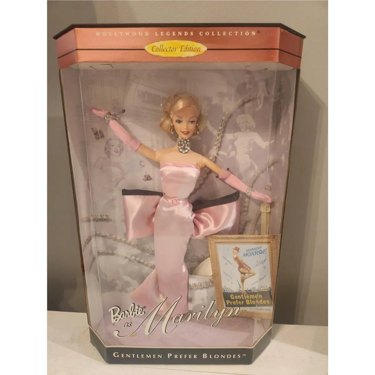 1997 Barbie As Marilyn Monroe Gentleman Prefer Blondes-pink Gown