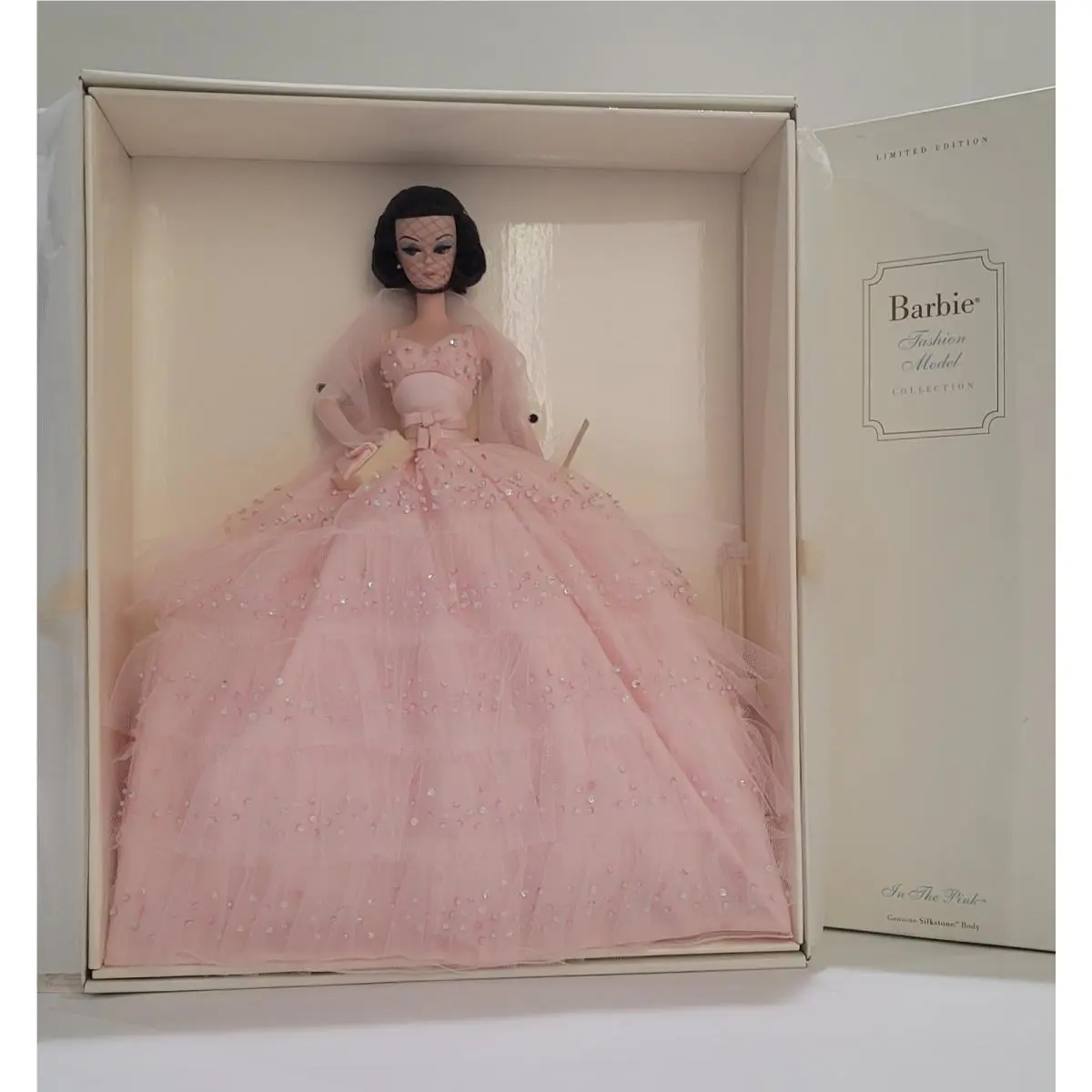 Barbie 2000 IN The Pink Fashion Model - Limited Edition Silkstone Doll