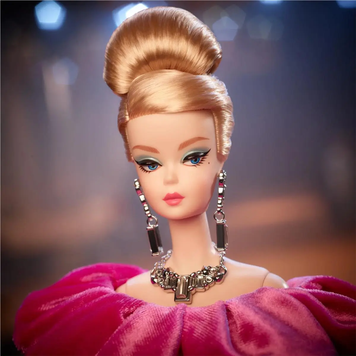 Silkstone Barbie Signature Barbie Fashion Model Collection Doll 2 Barbie Doll