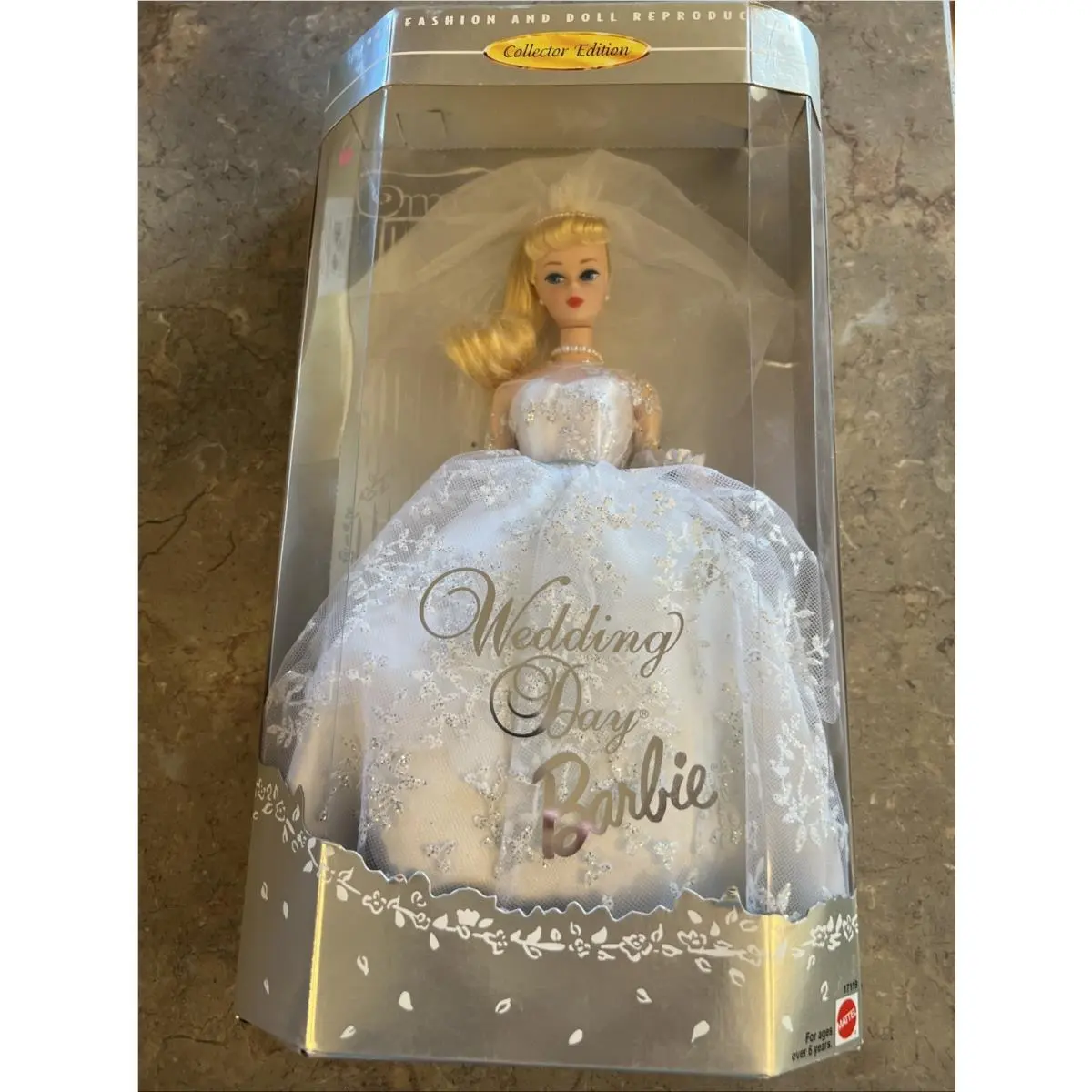 Vintage Wedding Day Blonde Barbie Doll Collector Edition 1996 Mattel