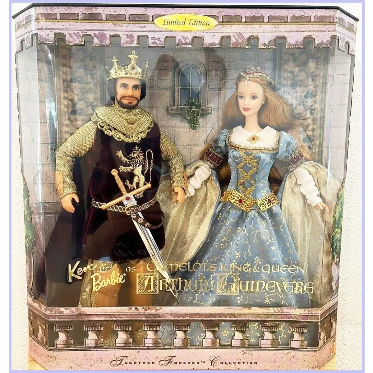 Ken Barbie Camelot`s King Arthur Queen Guinevere Together Forever 1999 23880