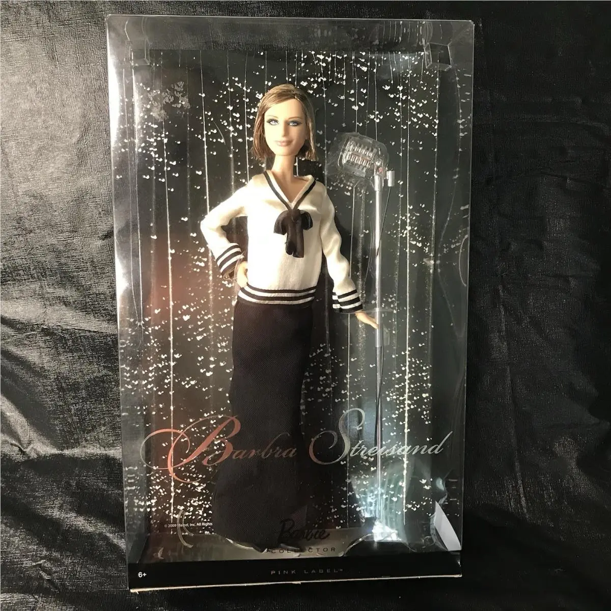 2009 Mattel Barbra Streisand Pink Label N6574 . Box Never Opened