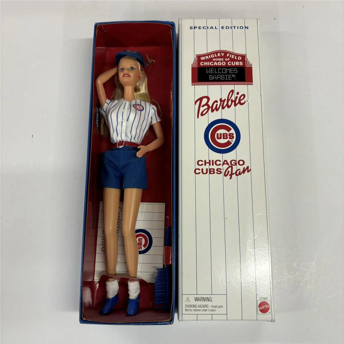 Chicago Cubs Fan 2000 Barbie 27969 Game Day Special Edition
