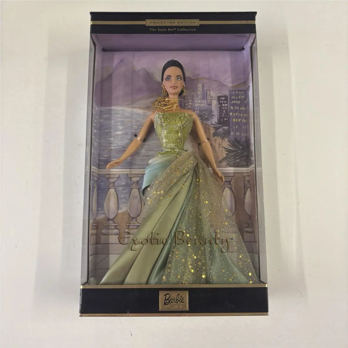 2002 Exotic Beauty Barbie B0149 The Style Set Collection Nrfb