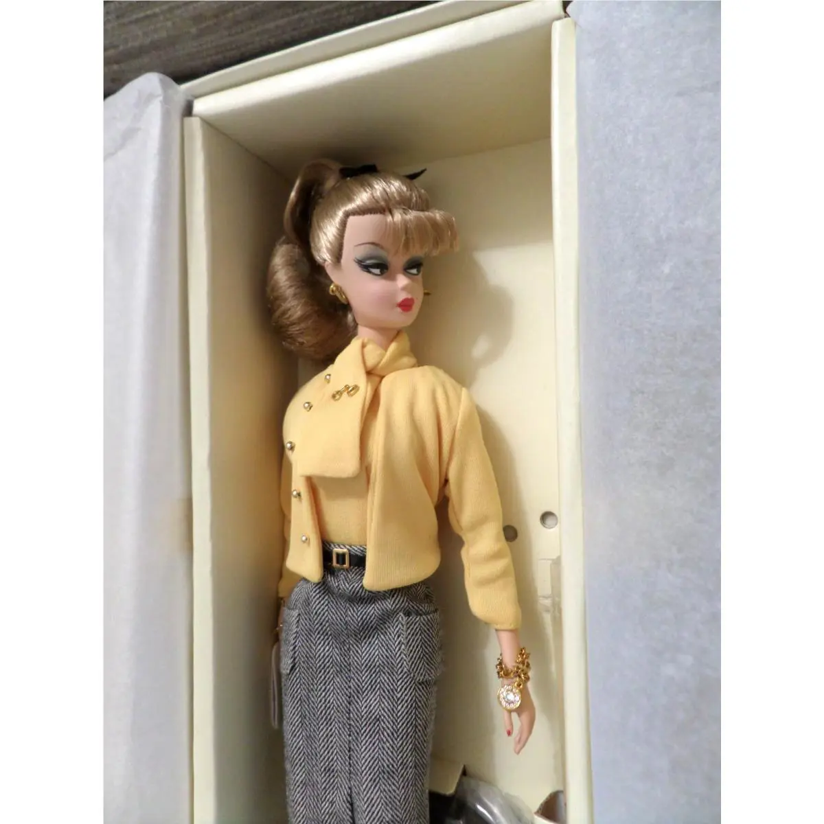 2007 The Secretary Barbie Doll Fashion Model Collection Nrfb L7322 Gold Label