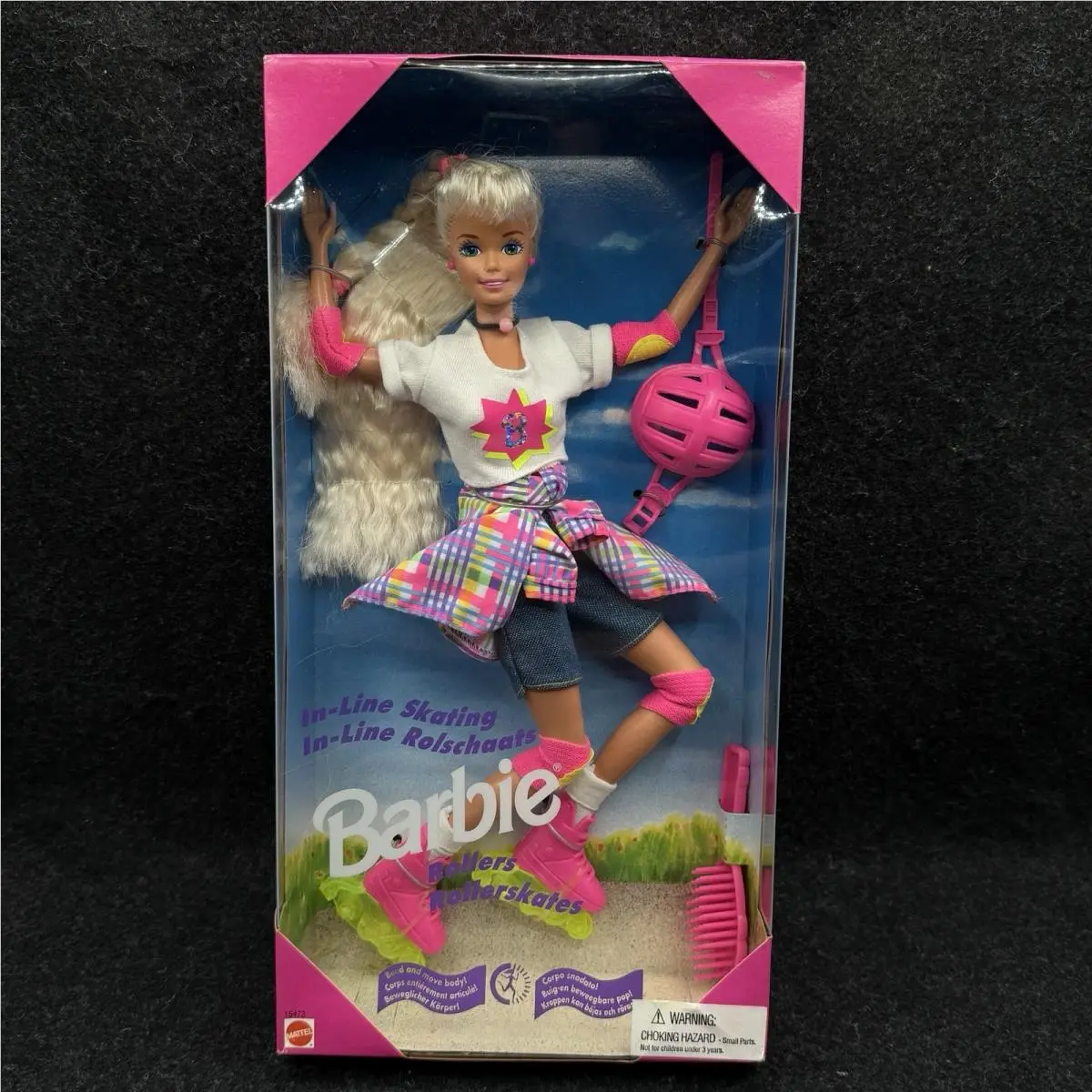 In-line Skating Barbie Doll w/ Rollerskates 1995 Mattel 15473 Box