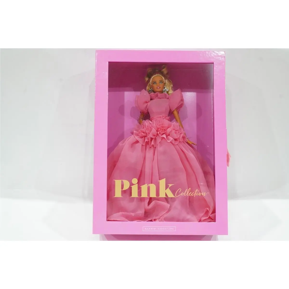 Barbie Signature Pink Collection 3 Mattel HCB74 Robert Best 1:20000