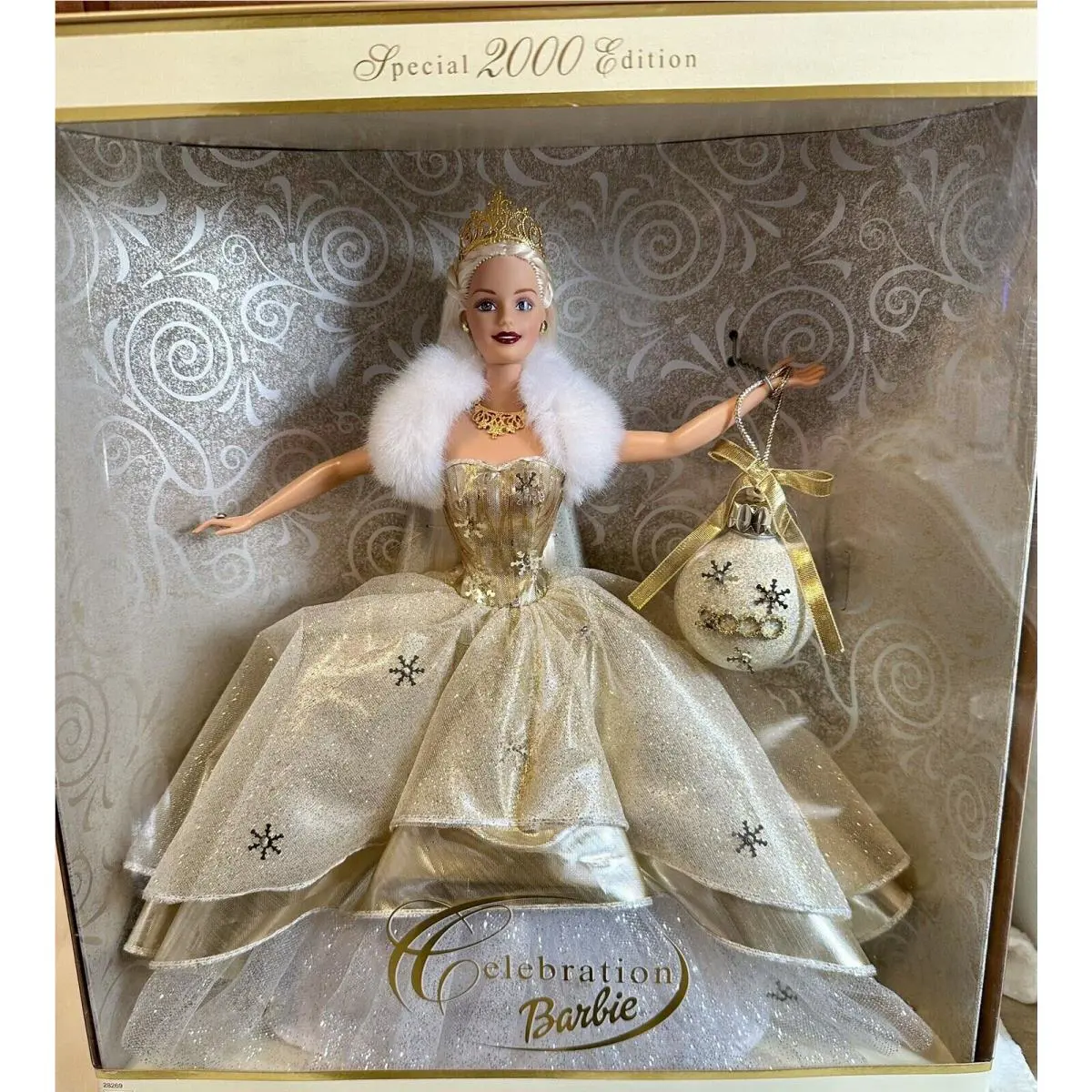 Mattel Celebration Barbie-2000 Special Edition 28269