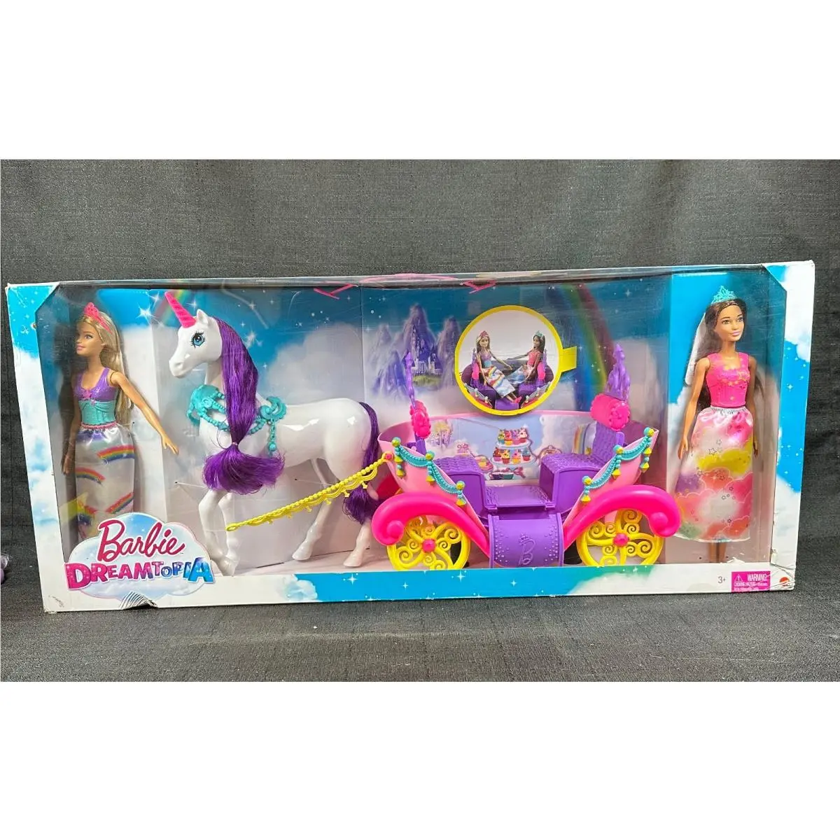 Mattel Barbie Dreamtopia Sweetville Carriage Playset w/2 Doll Princesses Htf