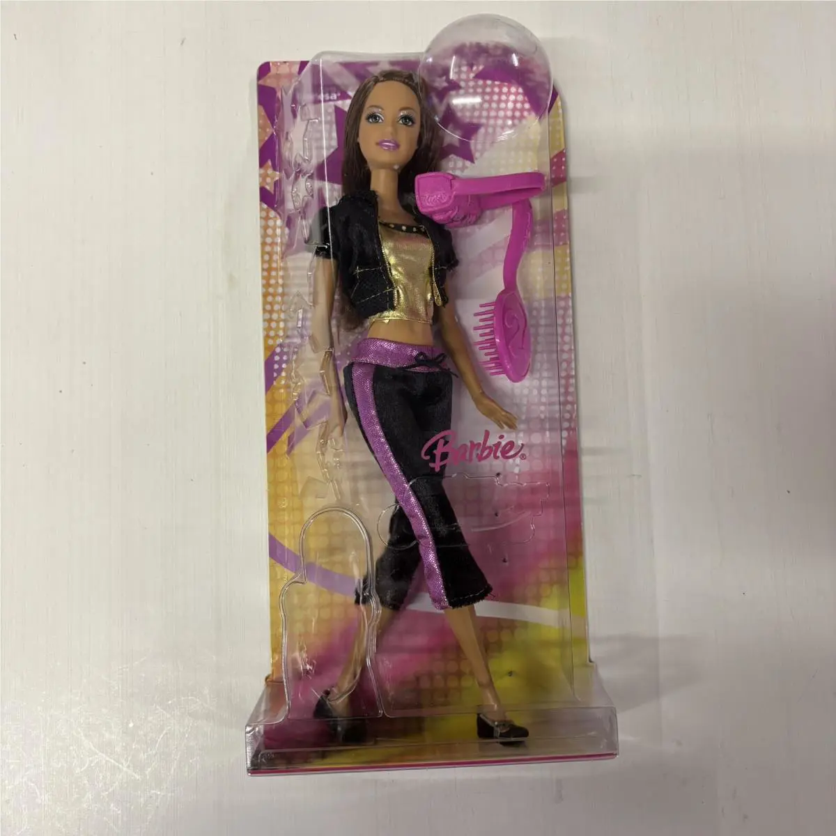 2007 Barbie Glitter Games Teresa M6770