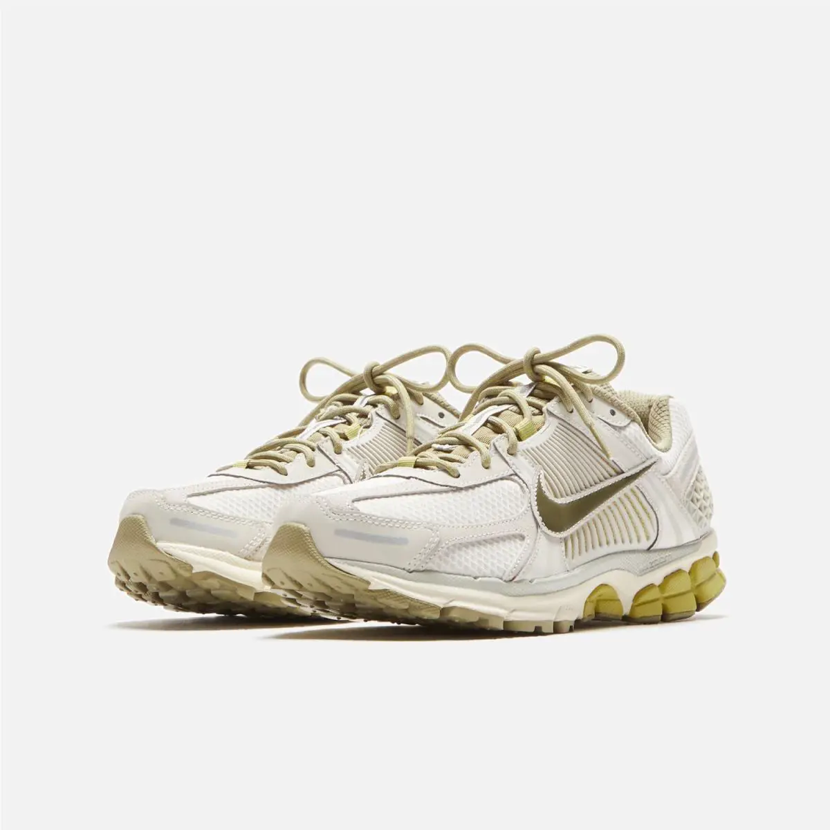 Nike shoes - Nike Air Zoom Vomero 5 - FV0397-001 - Bone 0