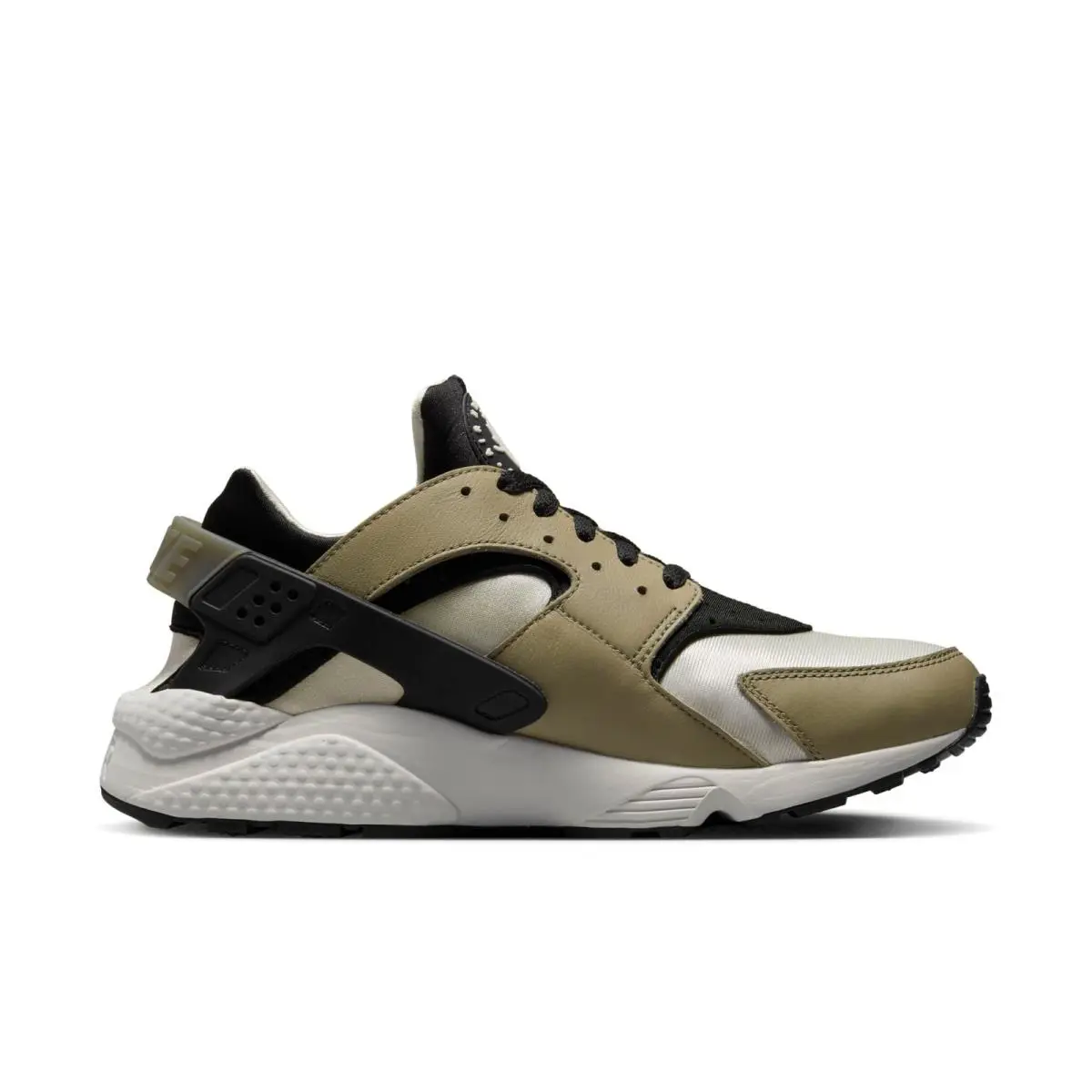 Nike shoes - Black/Khaki 1