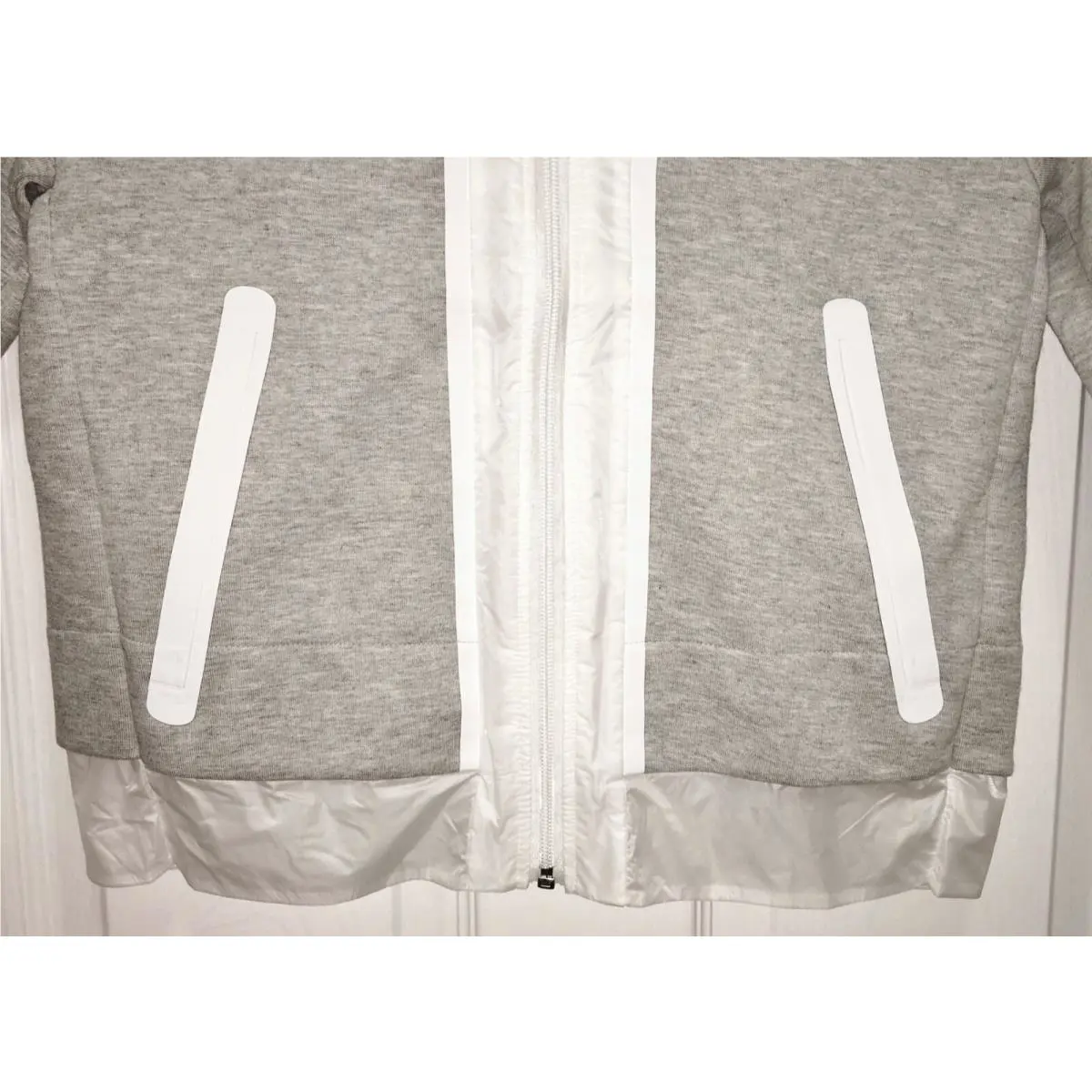 Nike clothing - NIKE Tech Fleece Cropped Splatter - 803012 - Gray 11