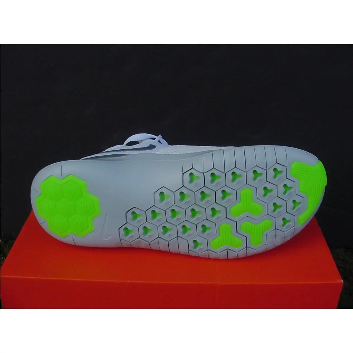 Nike shoes - Free TR 8 - Free - 942888-103 - White/White/Silver Metallic/Pop Lime Green 20