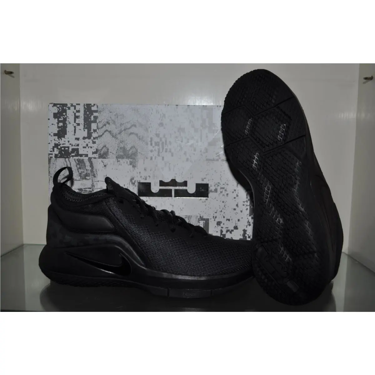 Nike shoes - Nike Lebron Witness II - Lebron Witness - 942518 010 - Black 2