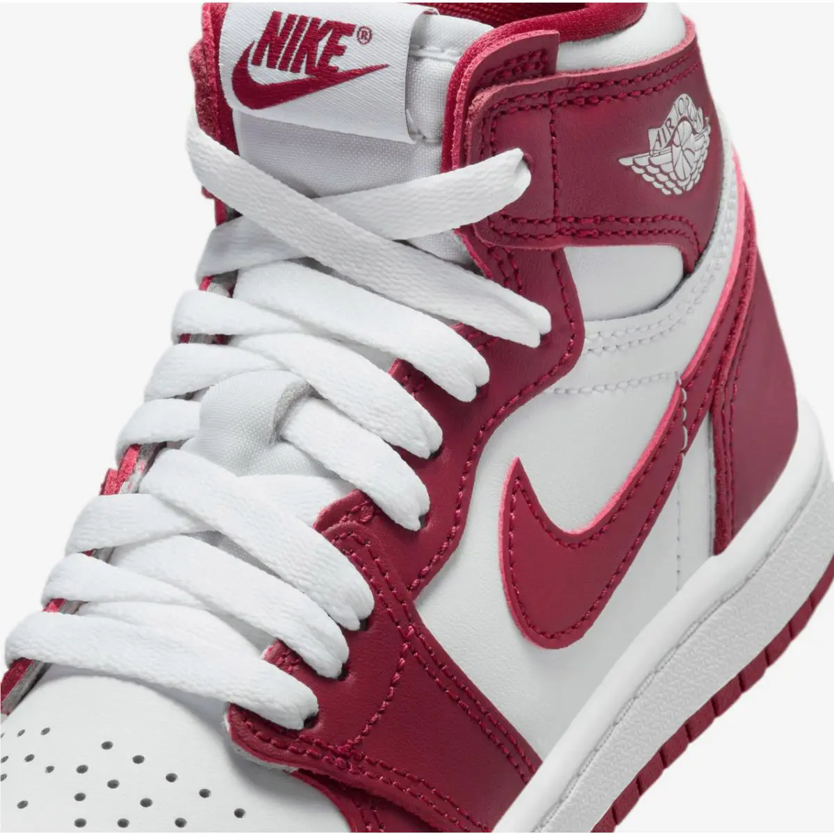 Nike shoes - Jordan 1 Retro High OG - White/Team Red 5
