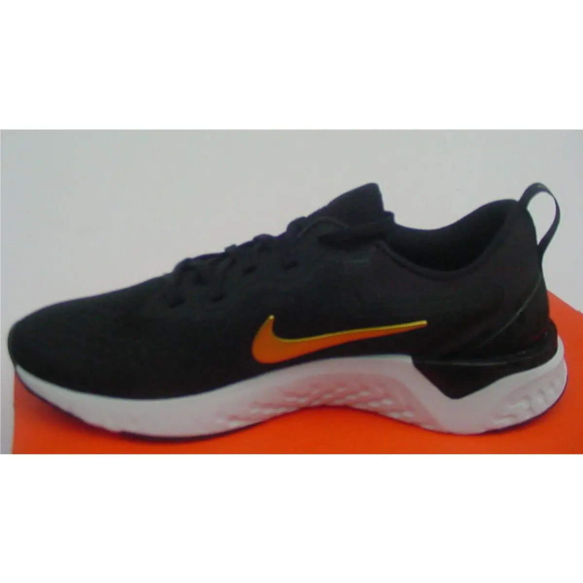 Nike shoes - AO9820011 - AO9820-011 - Black/Metallic Gold 0