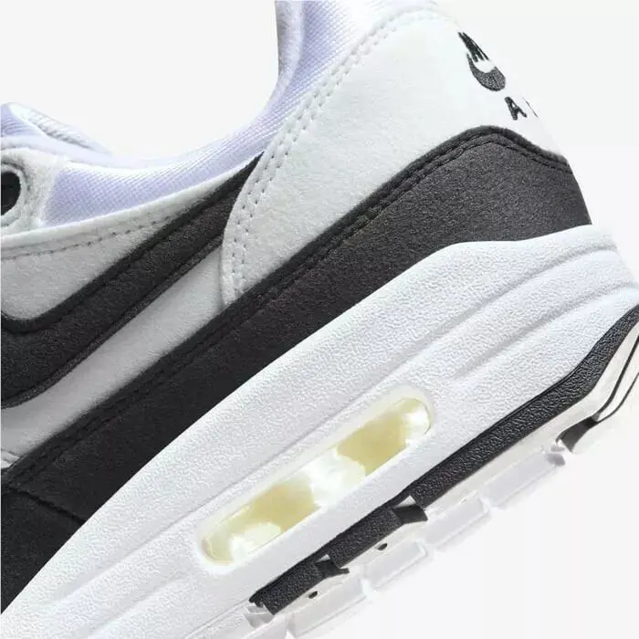 Nike shoes  - White 14