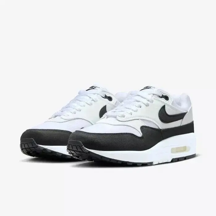 Nike shoes  - White 7