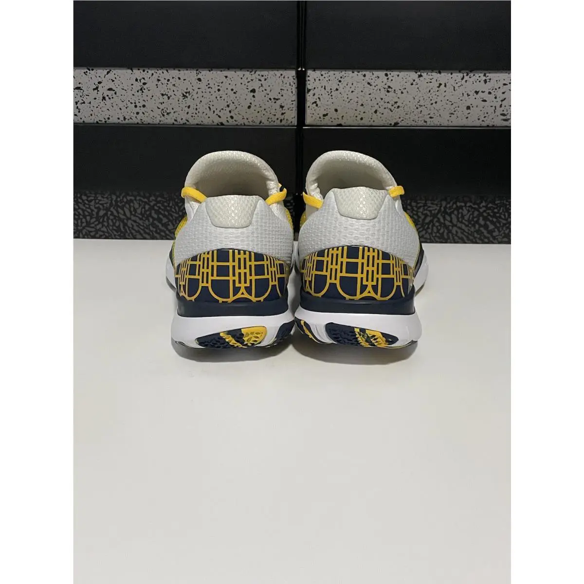 Nike shoes - Nike Free Trainer V7 Week Zero - AA0881-700 - Amarillo/College Navy-White 9