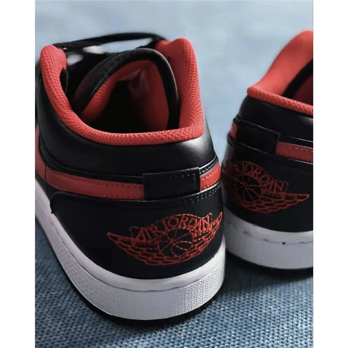 Nike shoes - Jordan 1 Low - Low - 553558 -063 - Black 2
