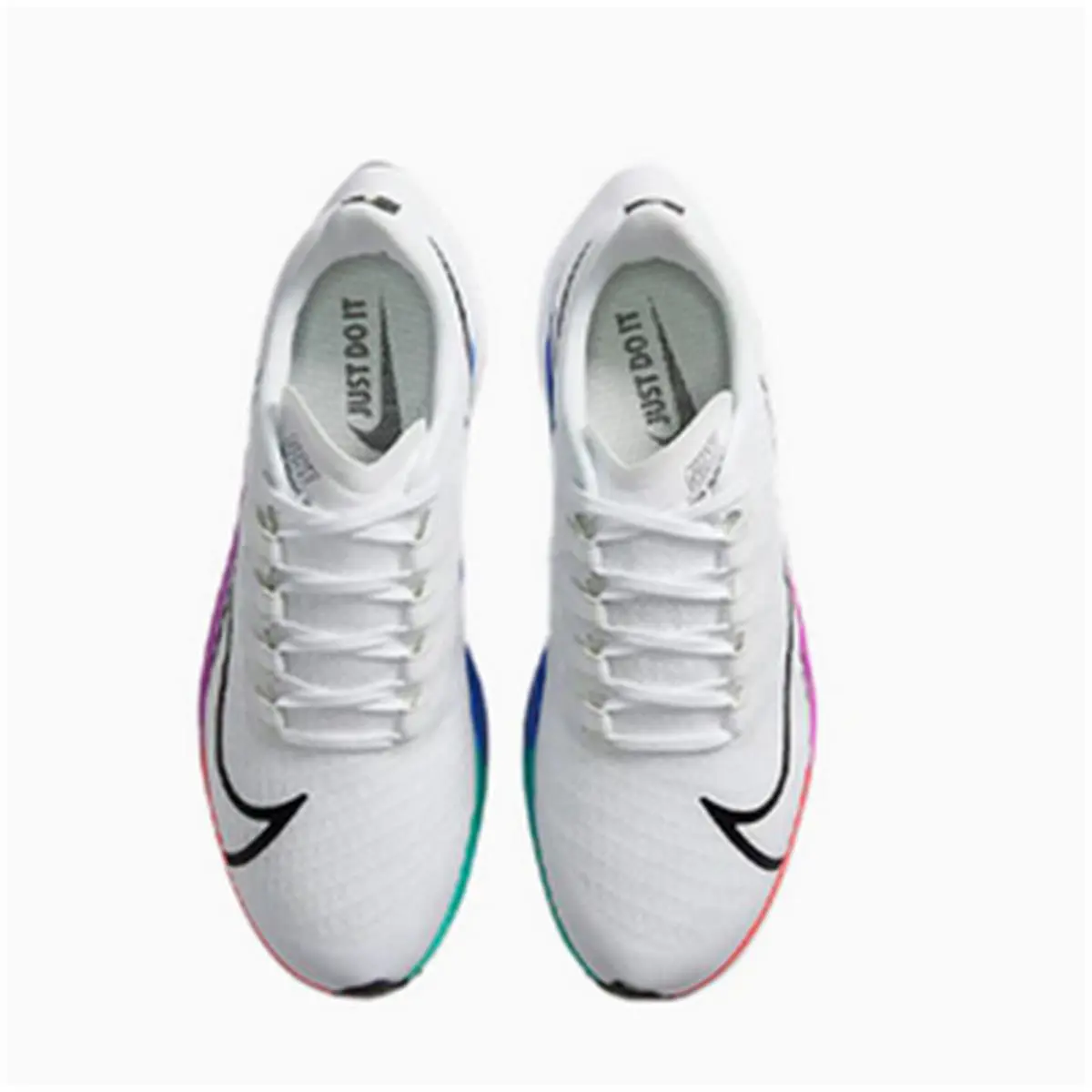 Nike shoes - White 3