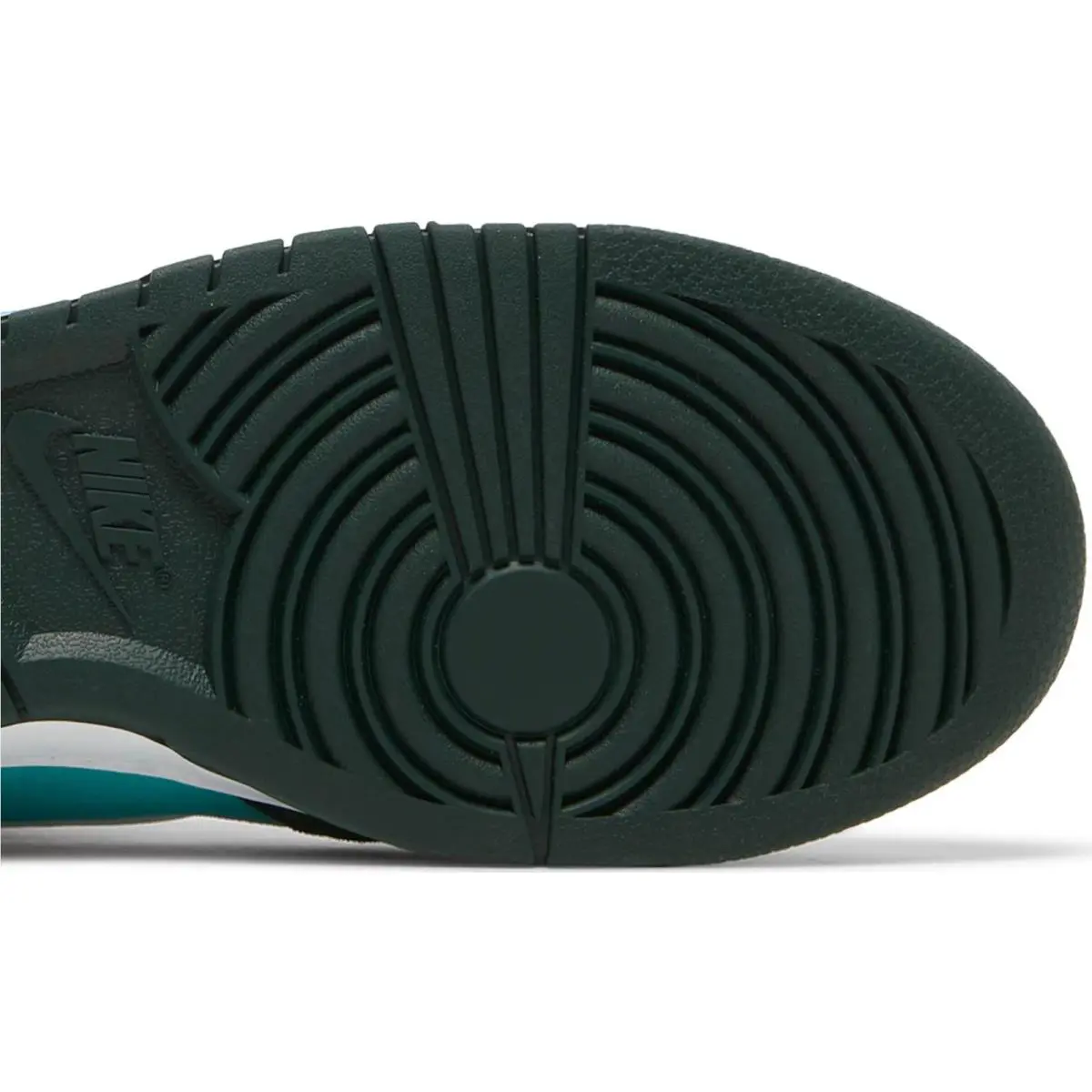 Nike shoes - Green 4