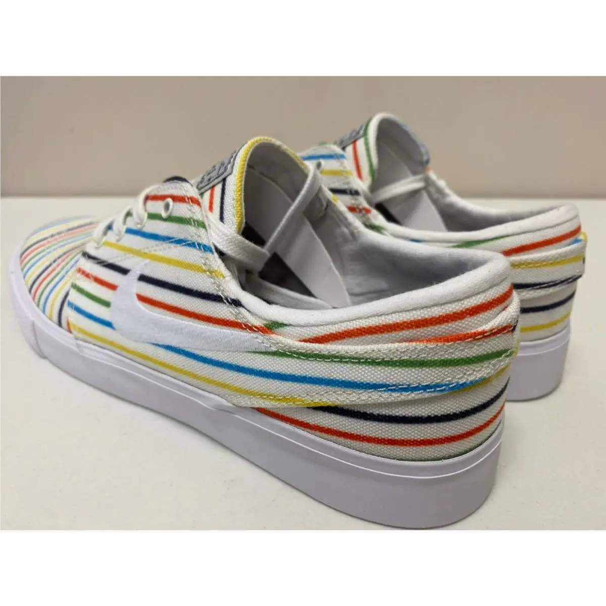 Nike shoes - Nike SB Zoom Janoski - Zoom Janoski - White 1