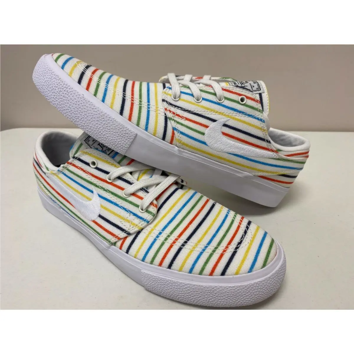 Nike shoes - Nike SB Zoom Janoski - Zoom Janoski - White 2