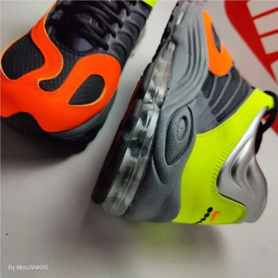 Nike shoes - Nike Air Tuned Max - Air Tuned Max - DH4793-700 - Black 6