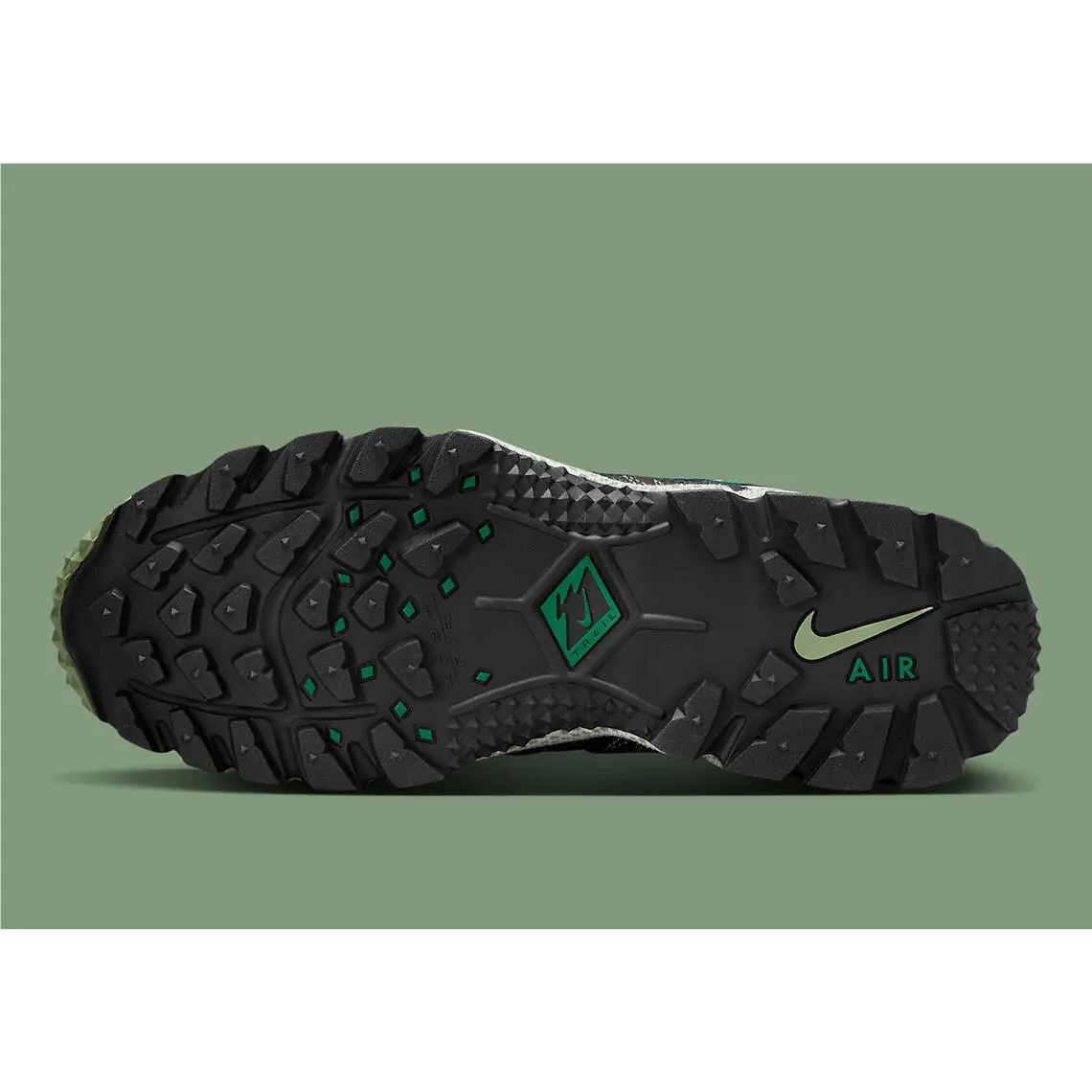 Nike shoes - Oil Green, Malachite, Phantom 8