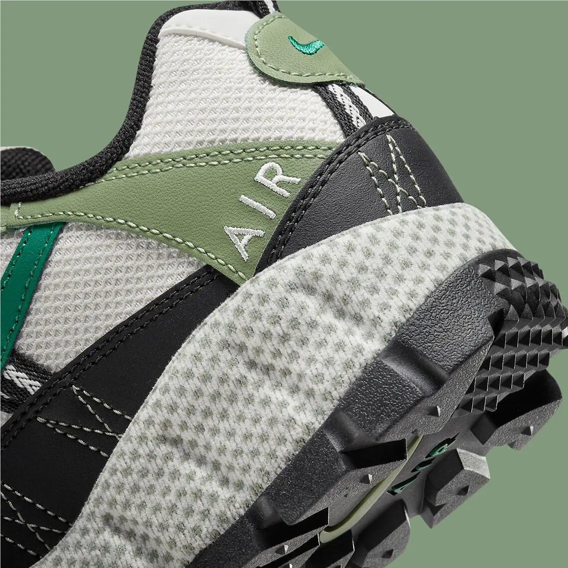 Nike shoes - Oil Green, Malachite, Phantom 3