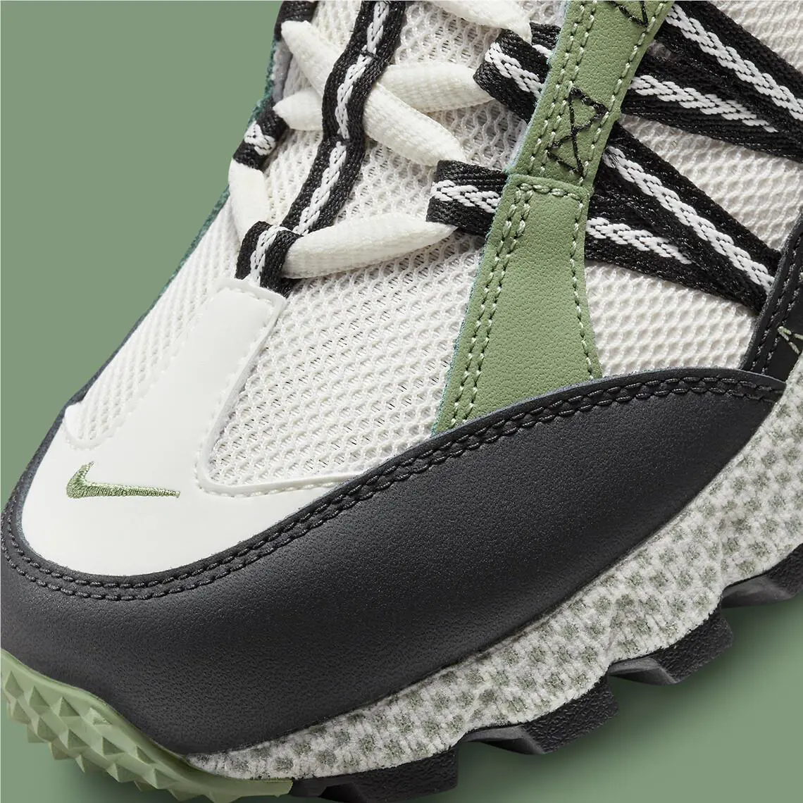 Nike shoes - Oil Green, Malachite, Phantom 4