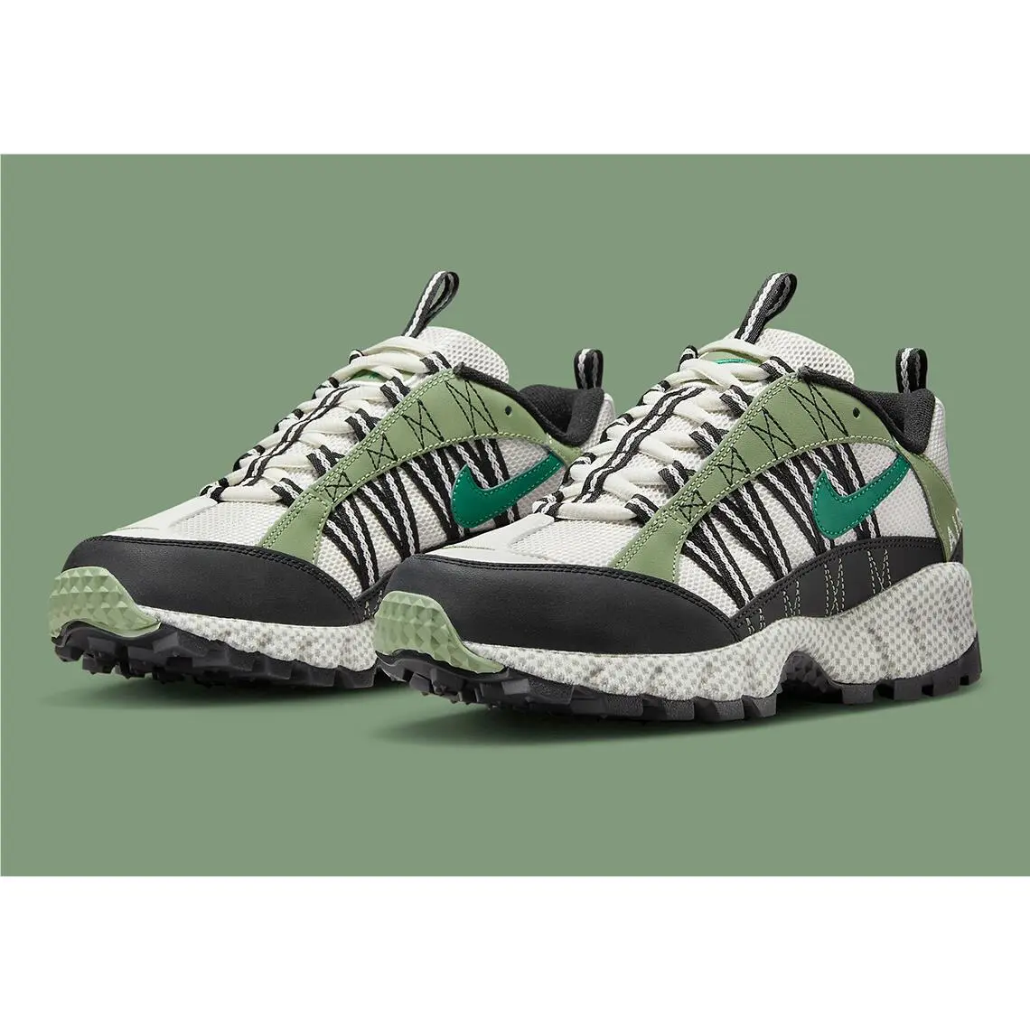 Nike shoes - Oil Green, Malachite, Phantom 15