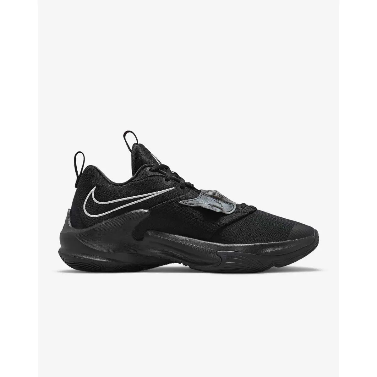 Nike shoes - Black, Metallic Silver 19